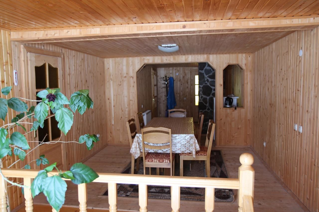 Гостевой дом Gutsulochka Apartment Яремче